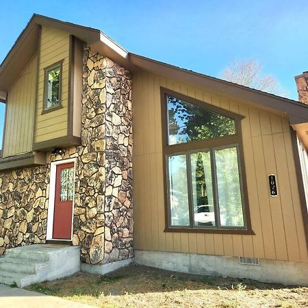 Cozy Cabin In The City Plus Gym Уинемюка Екстериор снимка